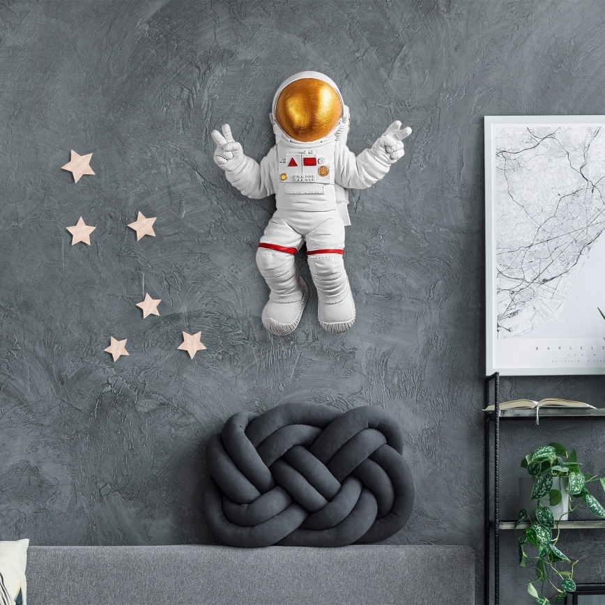 Stenska dekoracija 47x35 cm astronaut zlata