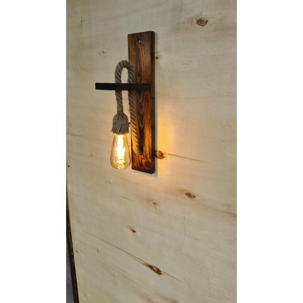 Stenska svetilka AHSAP 1xE27/40W/230V borovica/oreh