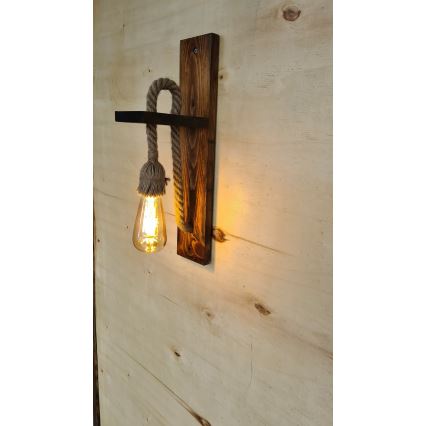 Stenska svetilka AHSAP 1xE27/40W/230V borovica/oreh