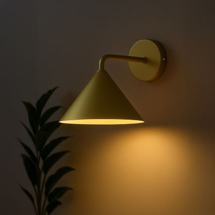 Stenska svetilka CAPITAL 1xGX53/15W/230V zlata