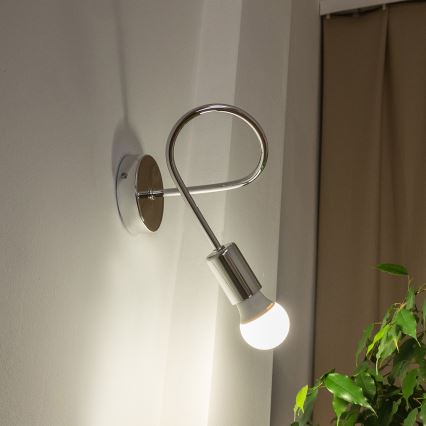 Stenska svetilka OXFORD 1xE27/15W/230V sijajni krom