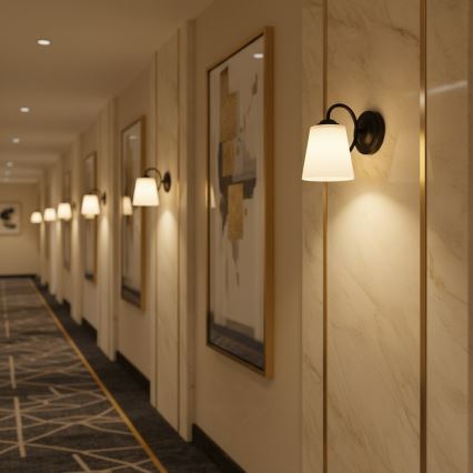 Stenska svetilka PAFOS 1xE27/15W/230V črna