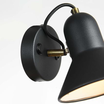 Stensko usmerjeno svetilo ASTAMA 1xE27/40W/230V, črna/medenina