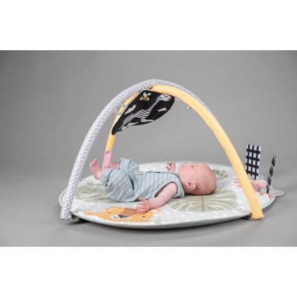 Taf Toys - Otroška igralna podloga s trapezom savana 2xAAA