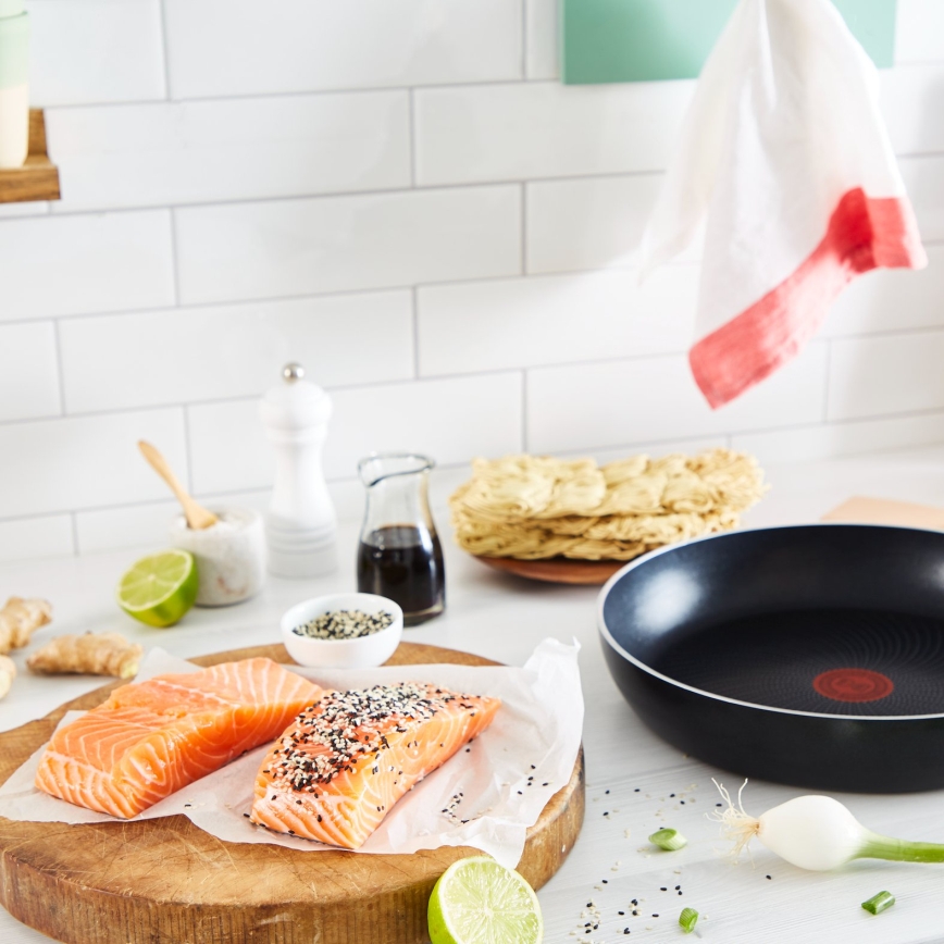 Tefal - Komplet dveh ponev GENEROUS COOK