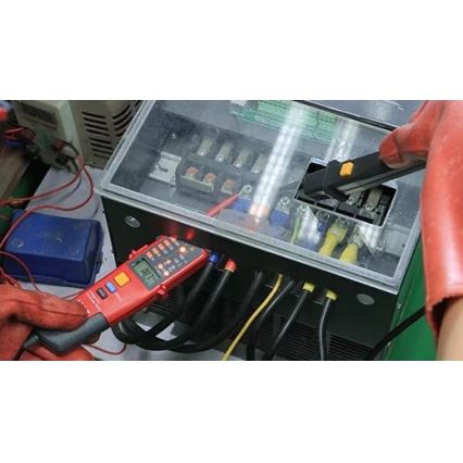 Uni-T UT18E - Preizkuševalnik 2xAAA IP65