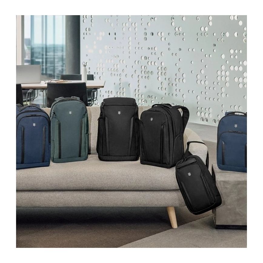 Victorinox - Nahrbtnik za prenosni računalnik 15" Altmont Professional Essential 24 l temno modra