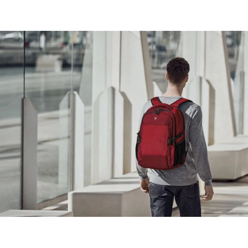 Victorinox - Nahrbtnik za prenosni računalnik 16" Deluxe Vx Sport EVO 32 l rdeča