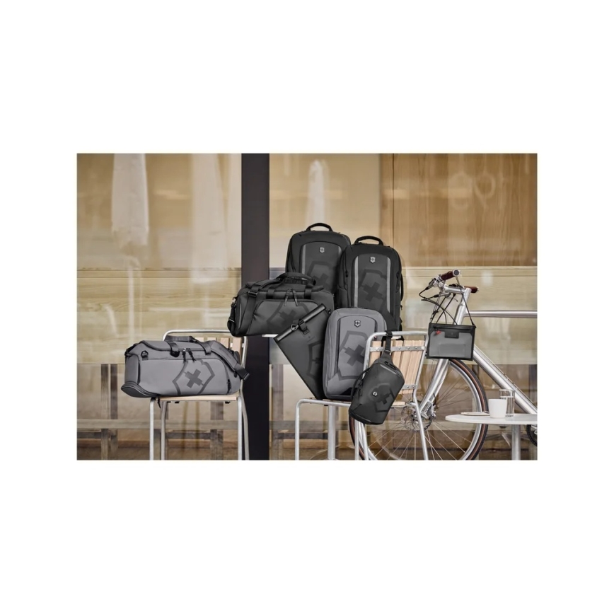 Victorinox - Nahrbtnik za prenosnik 15 Touring 2.0 17 l črna