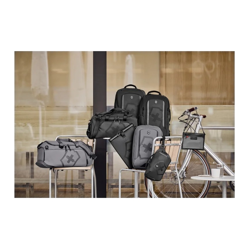 Victorinox - Potovalna torba 2 v 1 Touring 2.0 38 l črna
