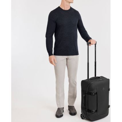 Victorinox - Potovalna torba na kolesih Altmont Modern 42 l črna