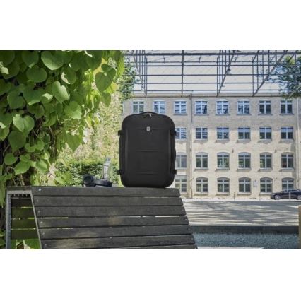 Victorinox - Raztegljiv nahrbtnik Crosslight Boarding 37 l črna