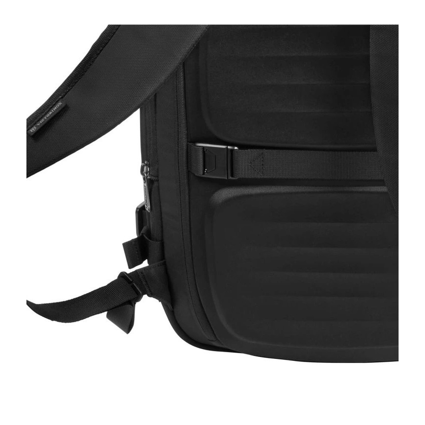 Victorinox - Raztegljiv nahrbtnik Crosslight Boarding 37 l črna
