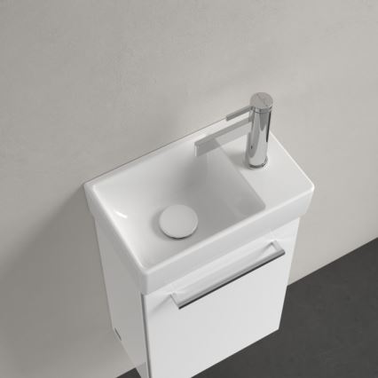Villeroy & Boch 43003L01 - Stenski umivalnik AVENTO 36x22 cm keramika/bela
