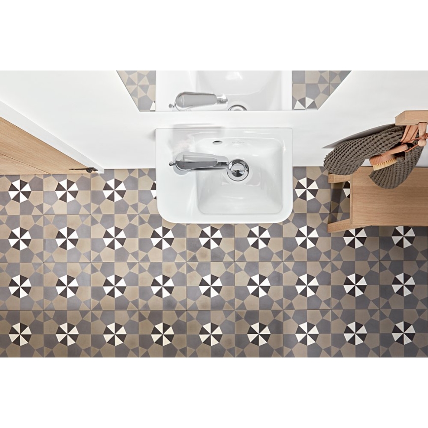 Villeroy & Boch 43423601 - Viseči umivalnik O.NOVO 36x25 cm keramika/bela