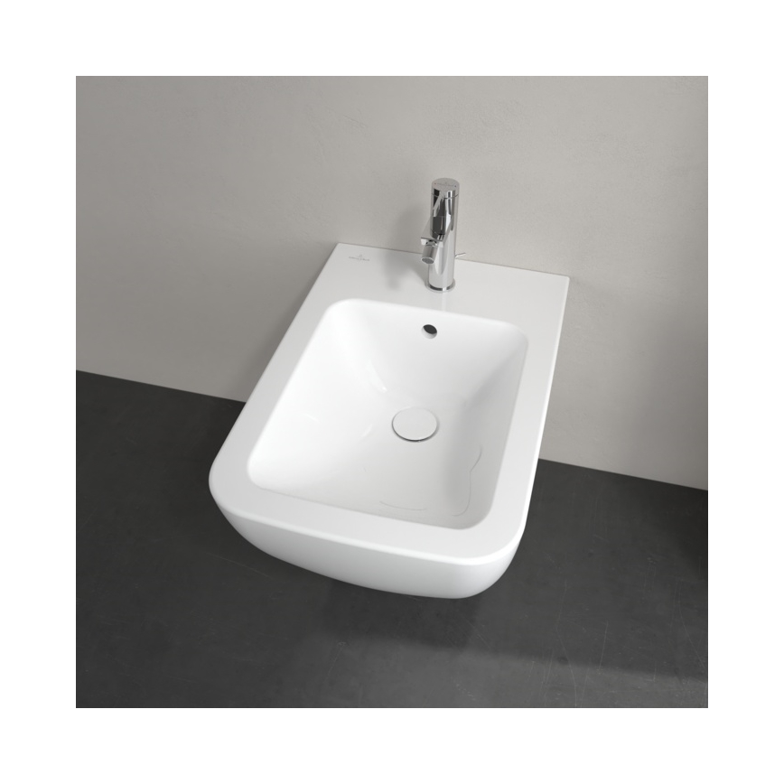 Villeroy & Boch 44110001 - Viseči bide VENTICELLO keramika/bela