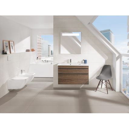Villeroy & Boch 4611RL01 - Viseča WC školjka s sedežem SoftClose VENTICELLO keramika/bela