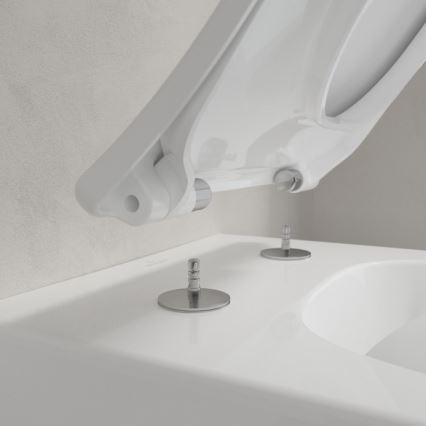 Villeroy & Boch 4611RS01 - Viseča WC školjka VENTICELLO s sedežem SoftClose, keramika/bela