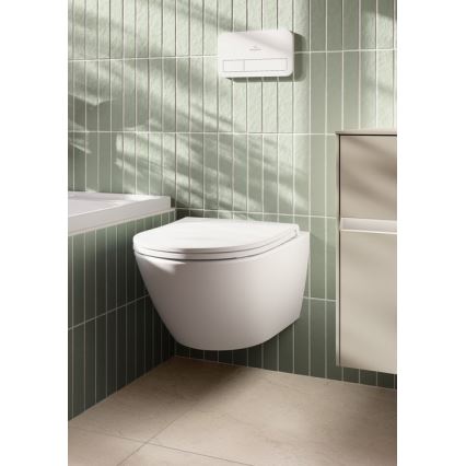 Villeroy & Boch 4670T001 - Viseča WC školjka SUBWAY 3.0 keramika/bela