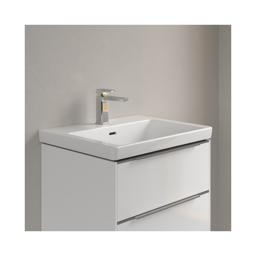 Villeroy & Boch 4A706001 - Viseči umivalnik SUBWAY 3.0 60x47 cm keramika/bela