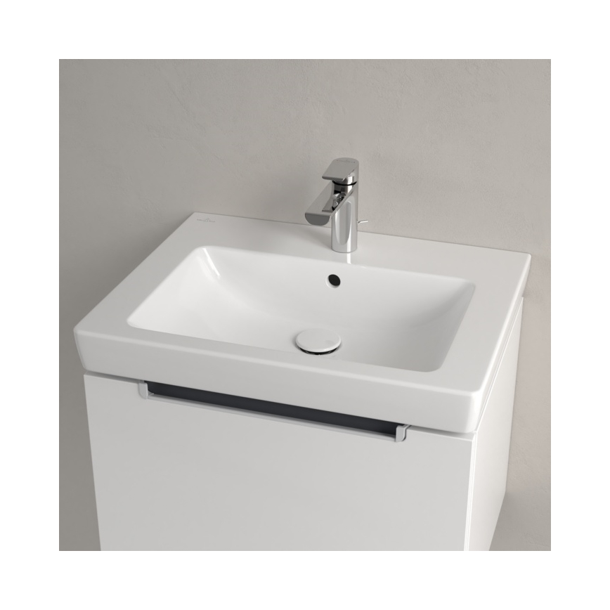 Villeroy & Boch 7113F001 - Viseči umivalnik SUBWAY 2.0 60x47 cm keramika/bela