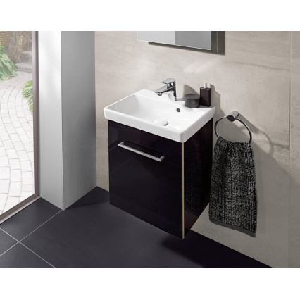 Villeroy & Boch 73584501 - Viseči umivalnik AVENTO 45x37 cm keramika/bela