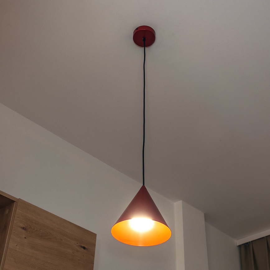 Viseča svetilka ETNA 1xE27/15W/230V, premer 18,5 cm, rdeča