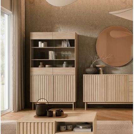 Vitrina KIOTO 106x183x37 cm hrast cremona/steklo