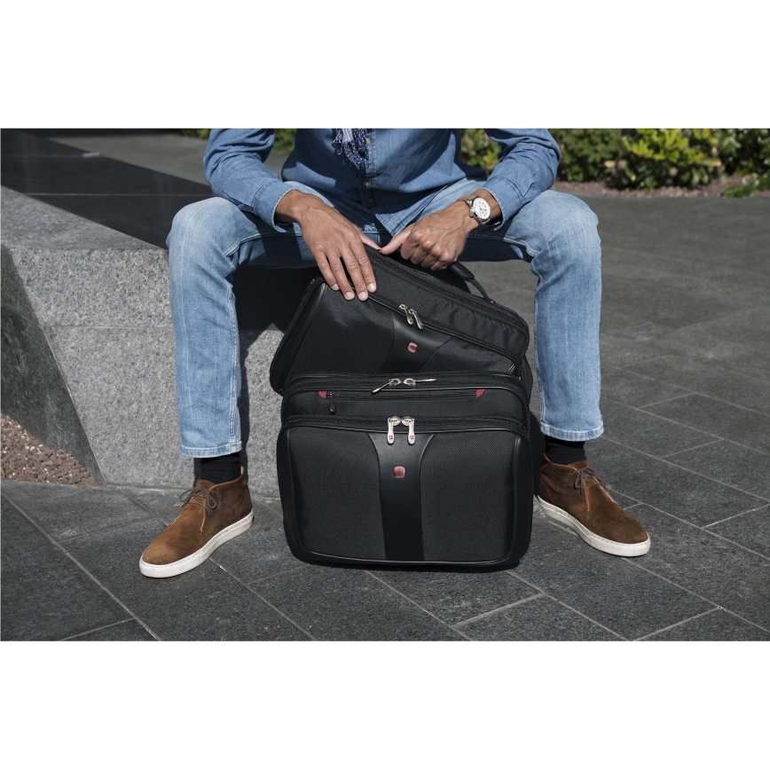 Wenger - Potovalni kovček na kolesih 25 l 17" + torba za prenosni računalnik 15,6" Patriot črna