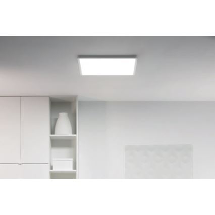 WiZ - LED Zatemnitvena stropna svetilka SUPERSLIM LED/36W/230V 2700-6500K Wi-Fi bela