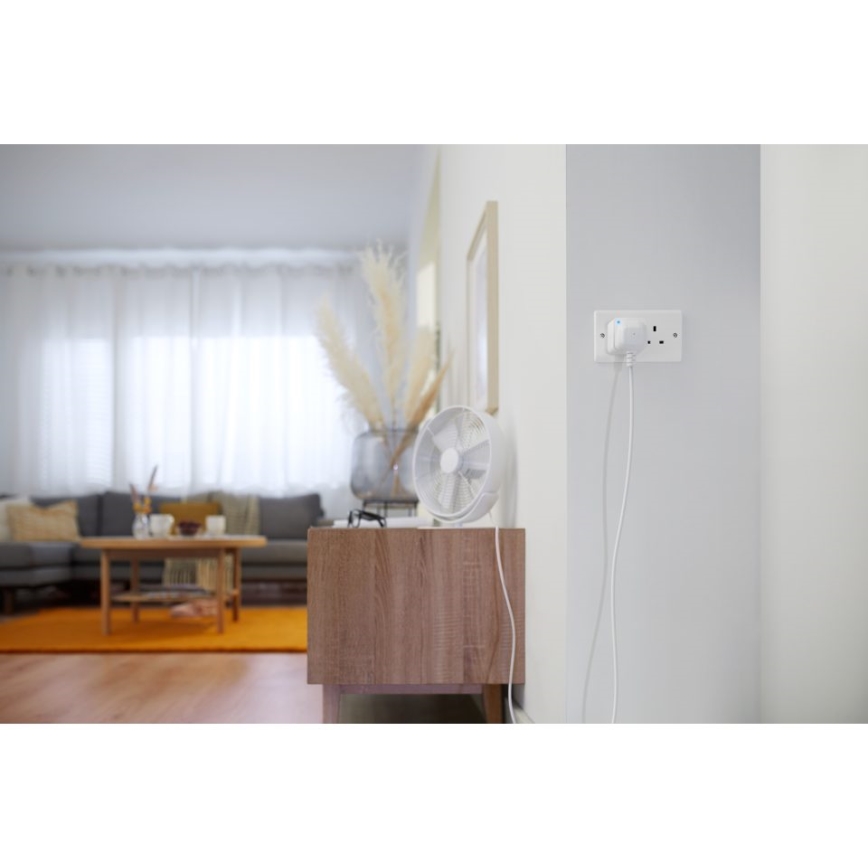WiZ - Pametna vtičnica F 2300W + powermeter Wi-Fi SCHUKO