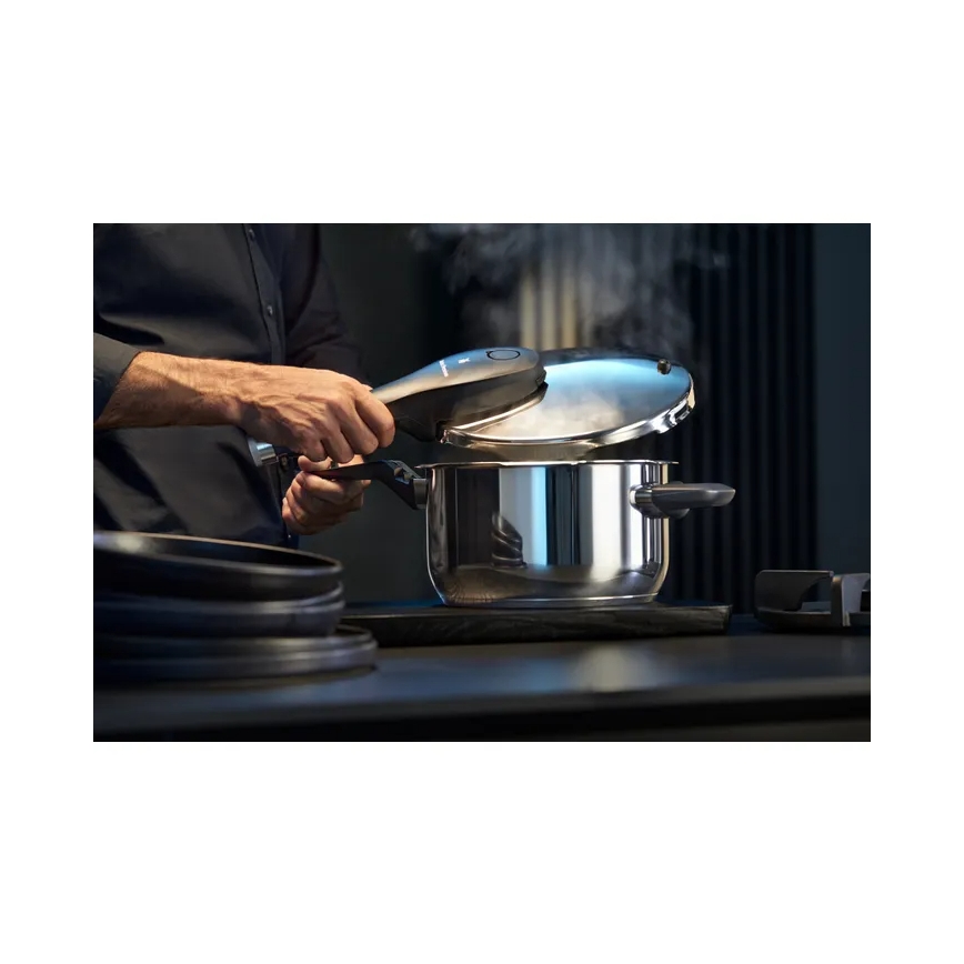 WMF - Lonec na pritisk 4,5 l PERFECT PREMIUM iz nerjavečega jekla