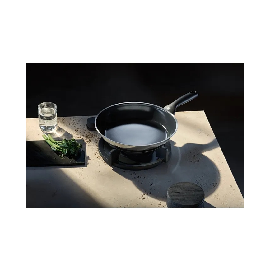 WMF - Ponev CERADUR PROFI, premer 28 cm