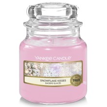 Yankee Candle - Dišeča sveča SNOWFLAKE KISSES small 104g 20-30 ur