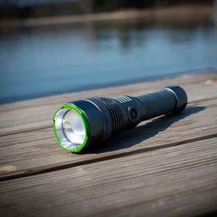 LED zatemnjiva polnilna svetilka s funkcijo powerbanke LED/30W/5V IPX7 3000 lm 4000 mAh