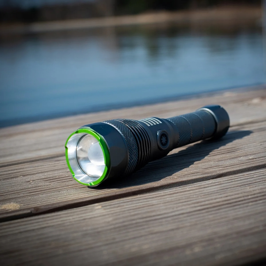 LED zatemnjiva polnilna svetilka s funkcijo powerbanke LED/30W/5V IPX7 3000 lm 4000 mAh