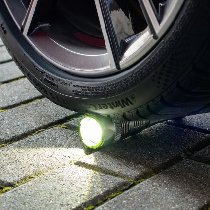 LED zatemnjiva polnilna svetilka s funkcijo powerbanke LED/30W/5V IPX7 3000 lm 4000 mAh