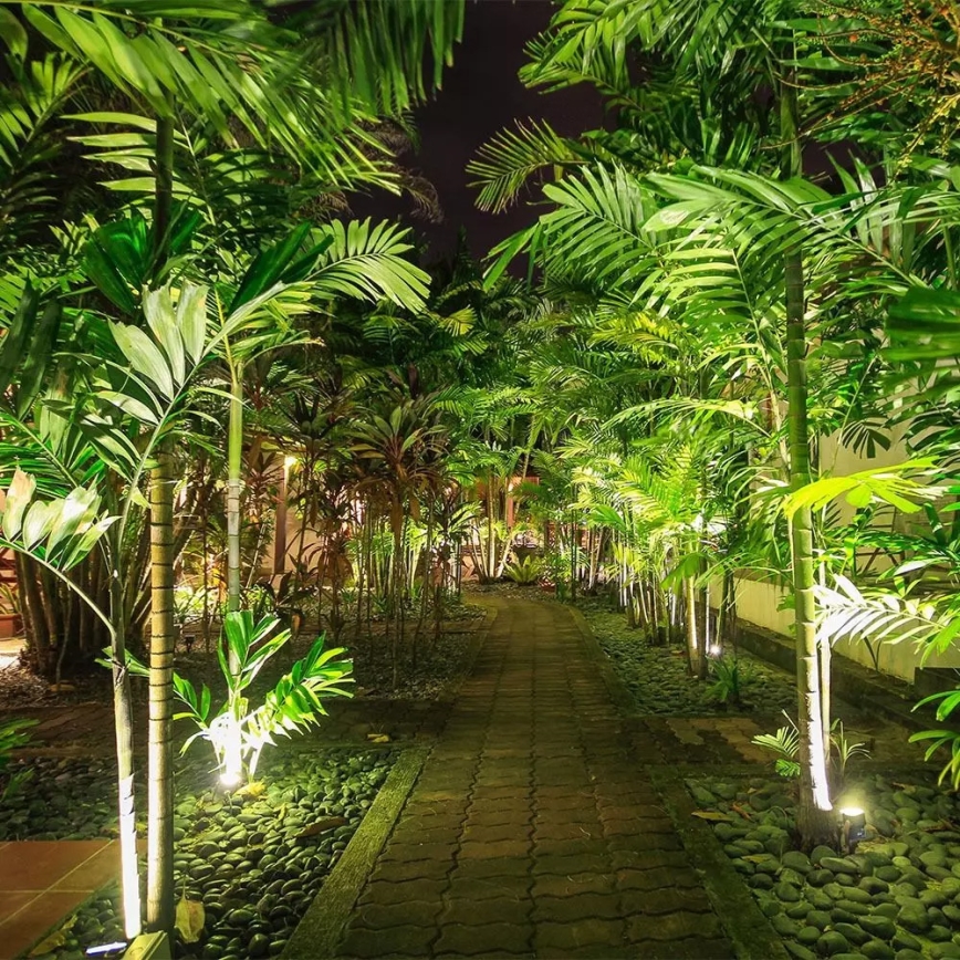 Zunanja svetilka 1xGU10/35W/230V IP44