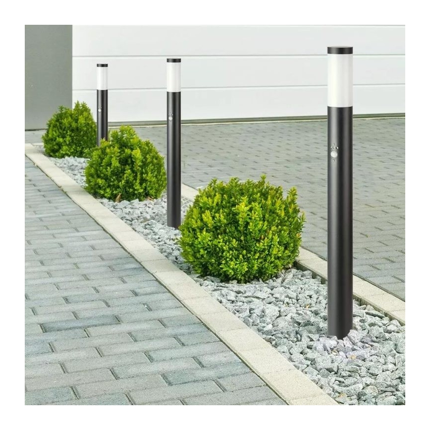 Zunanja svetilka s senzorjem 1xE27/60W/230V IP44 110cm črna